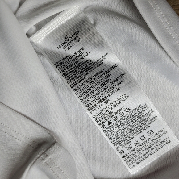 NWT Girl’s Nike Dri-Fit T-shirt Size 4T White Pink Orange Heart Graphic Logo - Picture 9 of 14